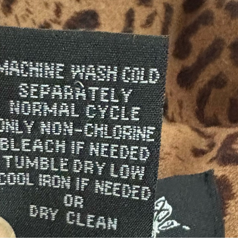 Ivy Chic Leopard Print Blazer - image 6